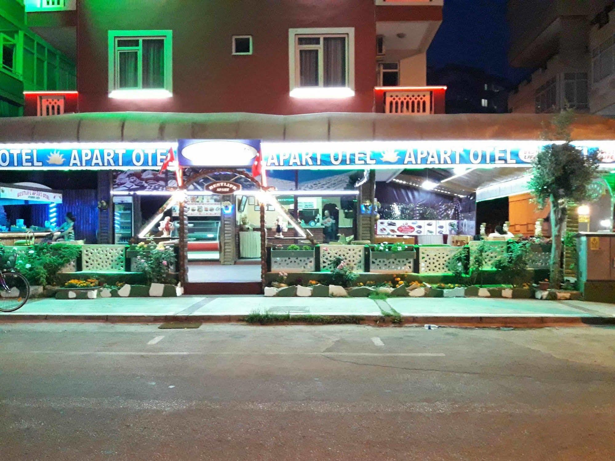 Life Hotel de apartamente 3*